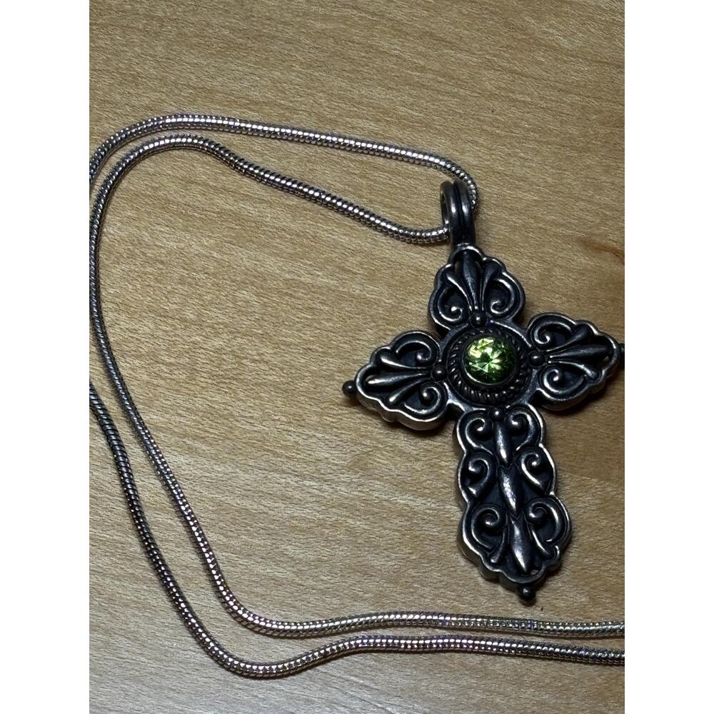Vintage Hefty 925 Sterling Silver Ornate Green Peridot Cross Necklace 18" - Picture 11 of 15